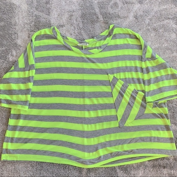 CEDAR TREE GREEN/GREY STRIPED Tee | M - Picture 1 of 8